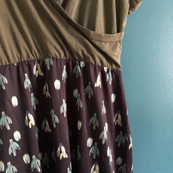 Cactus Dress - Picture 4 of 5